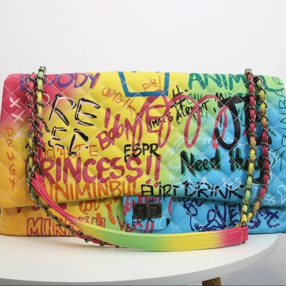 SALE!❤⚡Neon Color Graffiti XL travel size Handbag - Picture 4 of 8